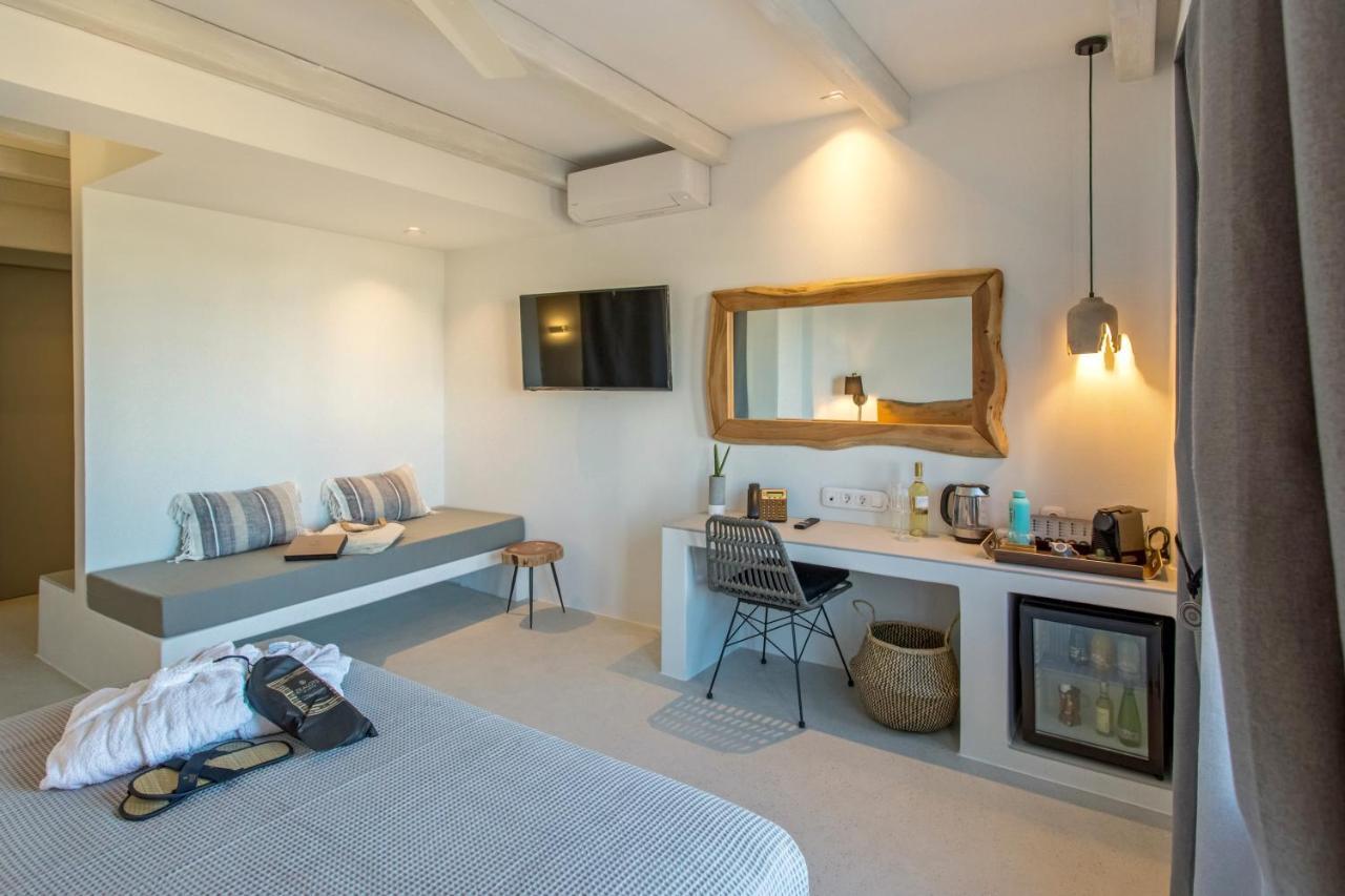 Paros Cape Suites Науса Екстериор снимка