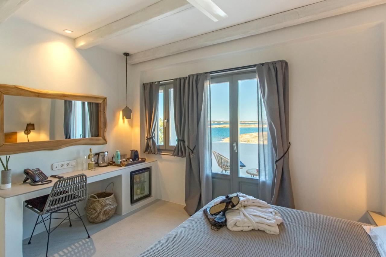 Paros Cape Suites Науса Екстериор снимка