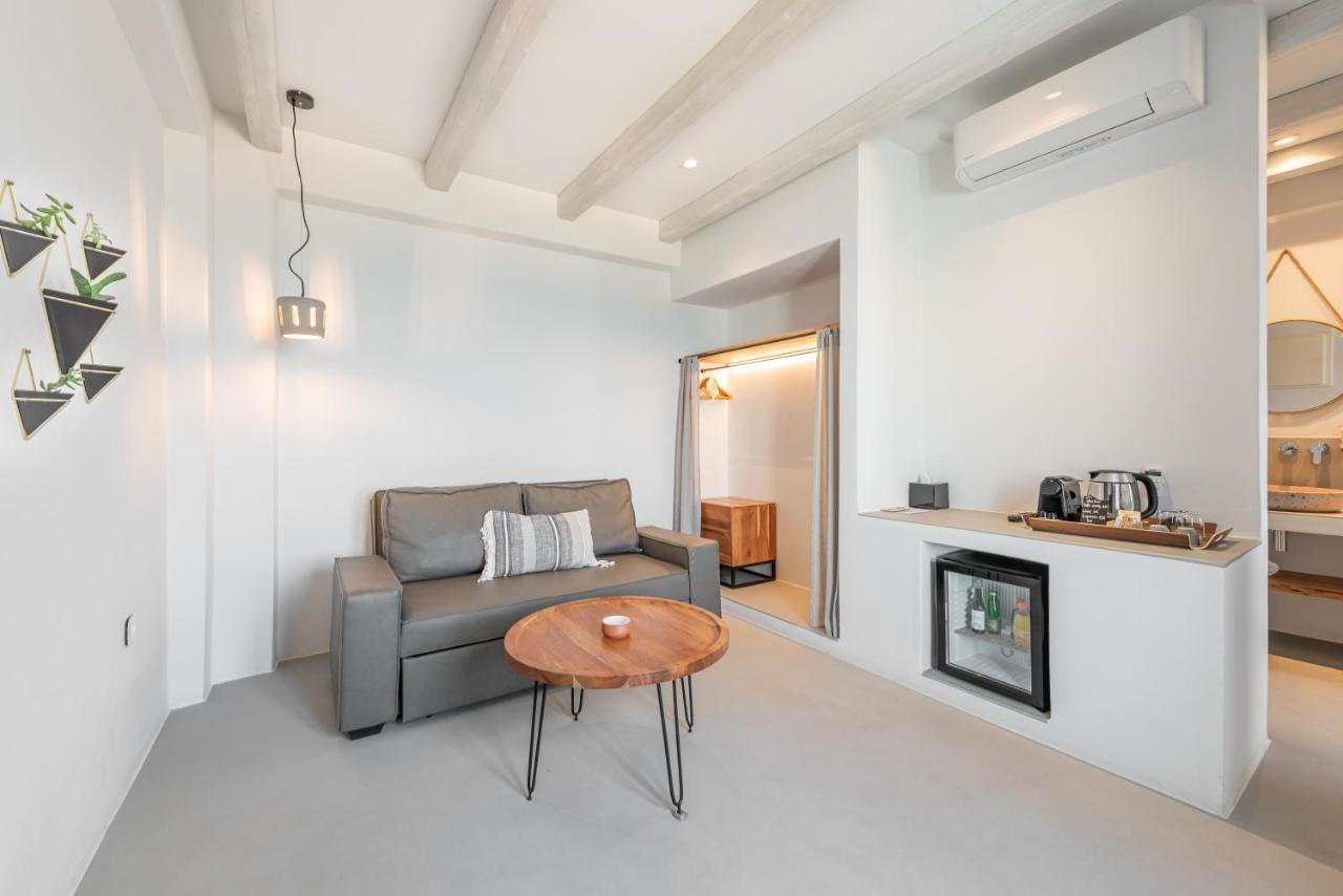 Paros Cape Suites Науса Екстериор снимка